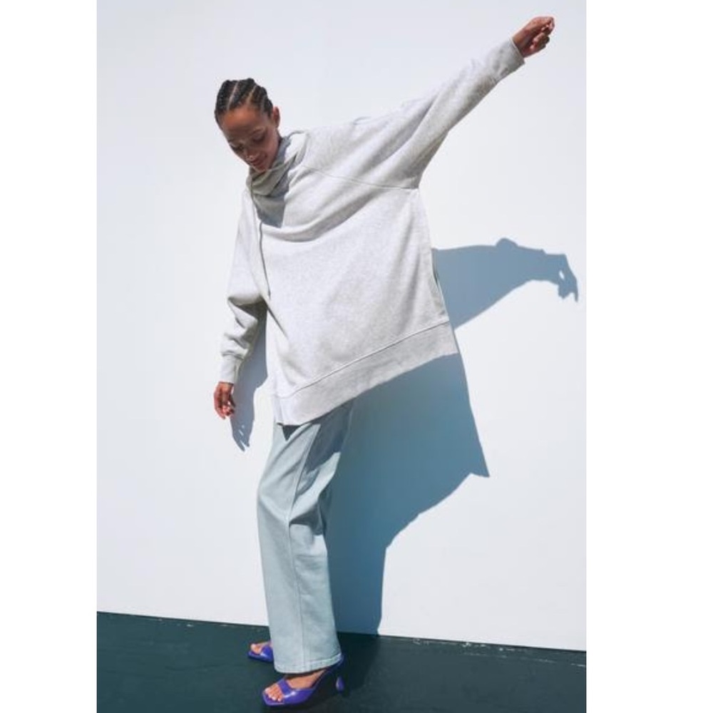 Zara Oversized Light Gray Hoodie